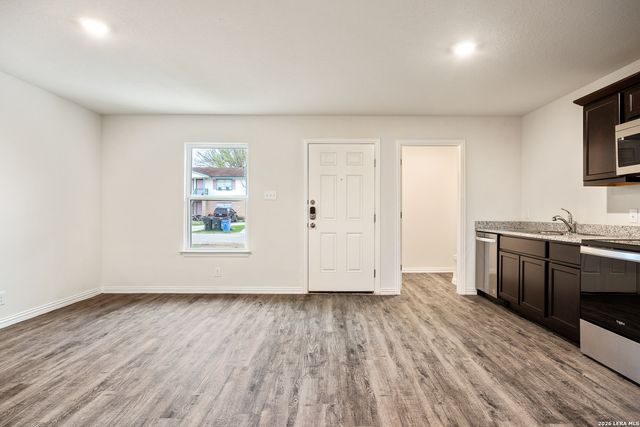 1143 Magnolia, Seguin, TX 78155