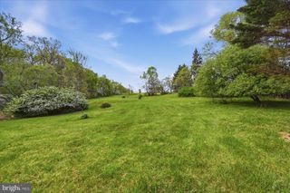 2674 FIVE POINTS RD, Marshall, VA 20115
