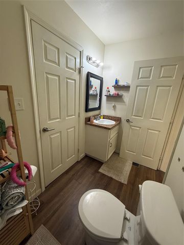 1011 10th Street, Huntsville, TX 77320