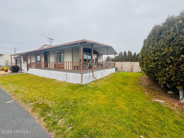 55 W Washington Ave 202, Yakima, WA 98903