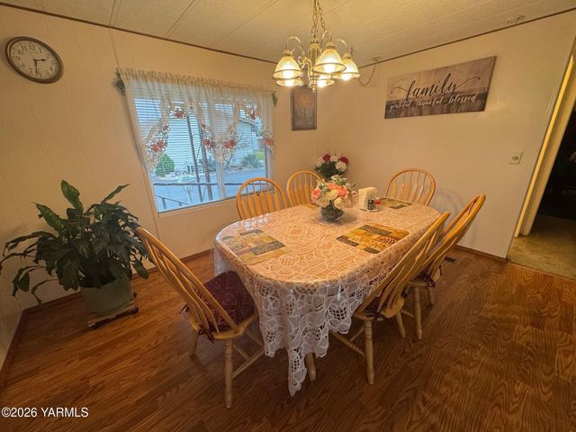 55 W Washington Ave 202, Yakima, WA 98903