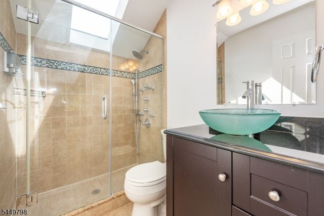 5 Cedar Ln, Harding Twp., NJ 07960
