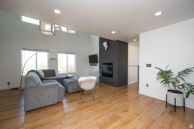 1156 CIRCLE VIEW DR, Logan, UT 84341