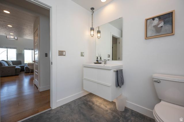 1156 CIRCLE VIEW DR, Logan, UT 84341