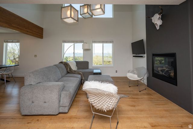 1156 CIRCLE VIEW DR, Logan, UT 84341