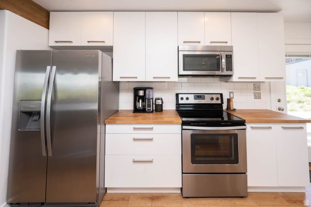 1156 CIRCLE VIEW DR, Logan, UT 84341