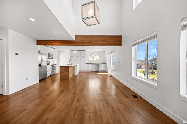 1156 CIRCLE VIEW DR, Logan, UT 84341