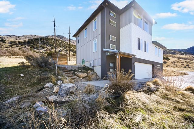 1156 CIRCLE VIEW DR, Logan, UT 84341