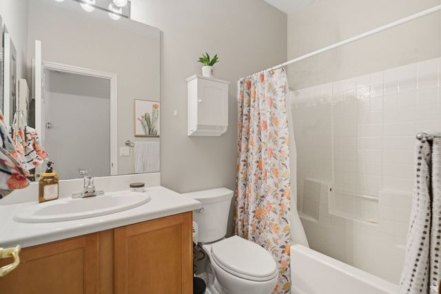 2159 N SILVERSTONE WAY, Washington, UT 84780