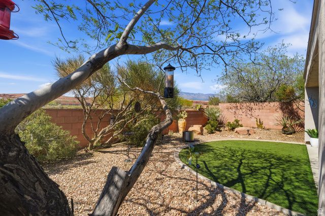 2159 N SILVERSTONE WAY, Washington, UT 84780