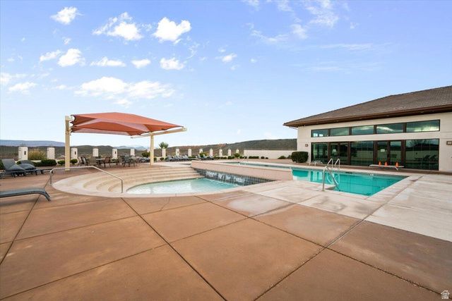 2159 N SILVERSTONE WAY, Washington, UT 84780