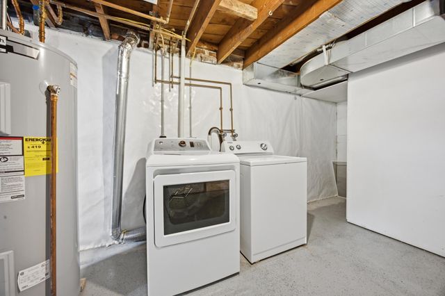 618 6th Street S, Moorhead, MN 56560