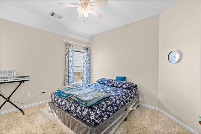 27 E Artist Grove Circle, The Woodlands, TX 77382