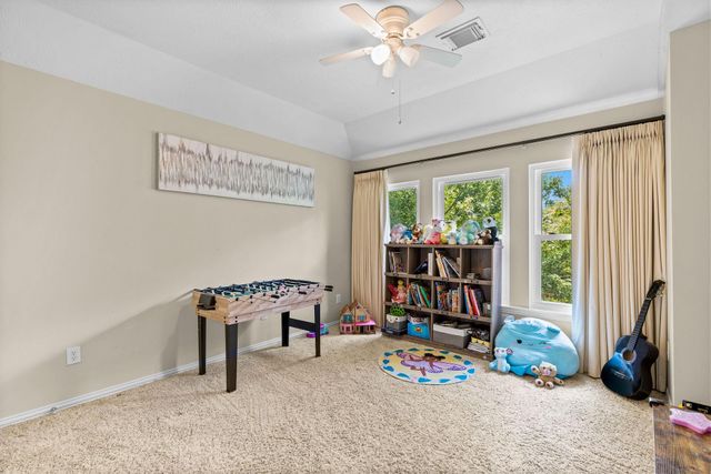 27 E Artist Grove Circle, The Woodlands, TX 77382