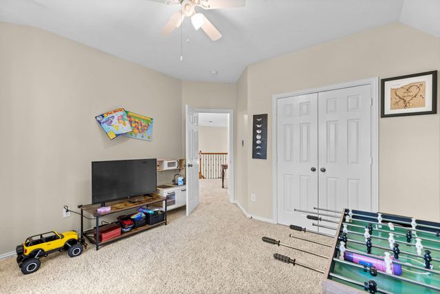 27 E Artist Grove Circle, The Woodlands, TX 77382