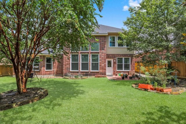 27 E Artist Grove Circle, The Woodlands, TX 77382