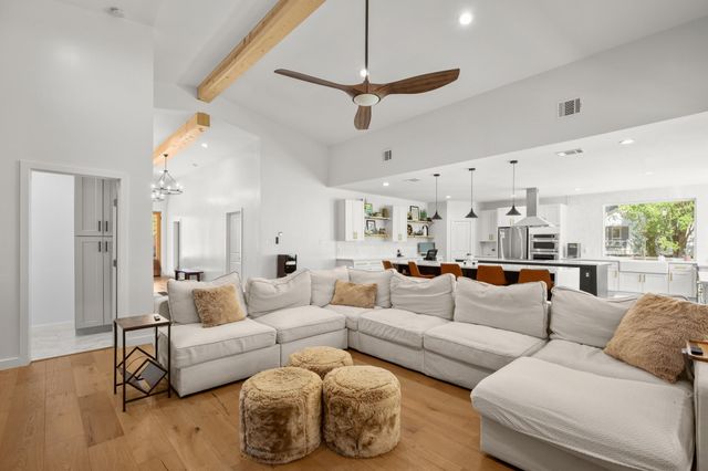 1315 W New Hope DR, Cedar Park, TX 78613