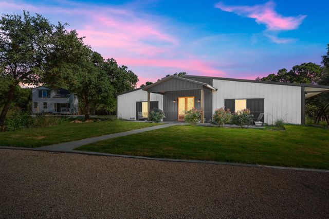 1315 W New Hope DR, Cedar Park, TX 78613