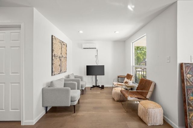 1315 W New Hope DR, Cedar Park, TX 78613