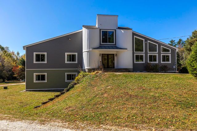 143 Nichols Road, Peru, VT 05152