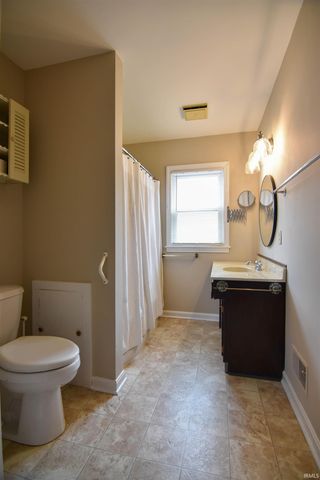 1114 S Englewood Avenue, Evansville, IN 47714