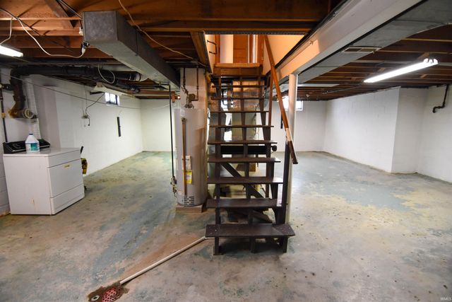 1114 S Englewood Avenue, Evansville, IN 47714