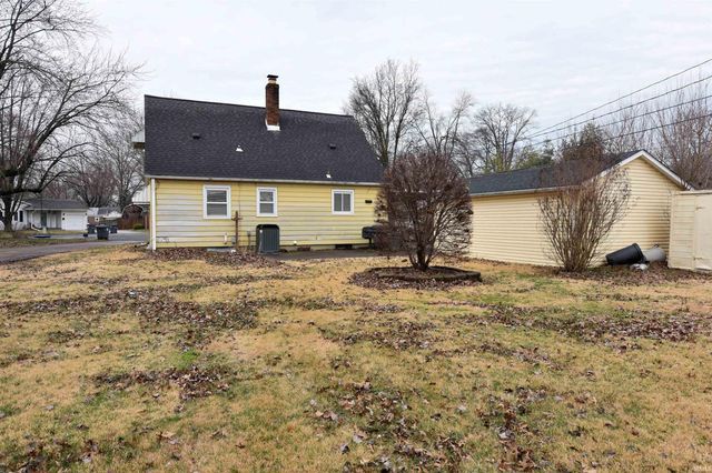 1114 S Englewood Avenue, Evansville, IN 47714