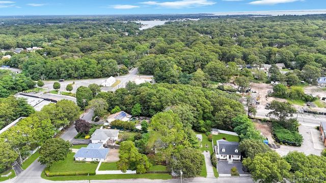 247 Hawthorne Street, Mastic Beach, NY 11951