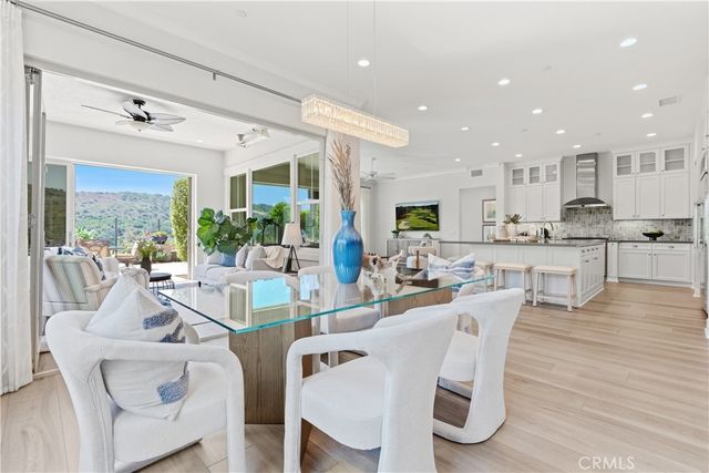 19 Entorno Street, Rancho Mission Viejo, CA 92694