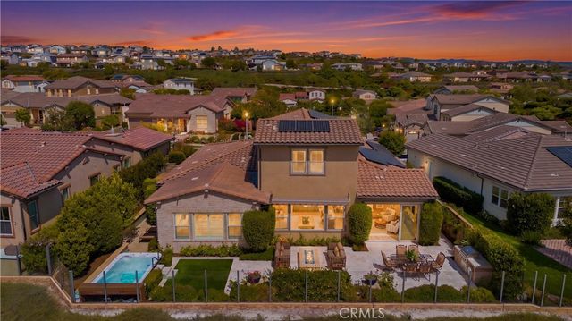 19 Entorno Street, Rancho Mission Viejo, CA 92694