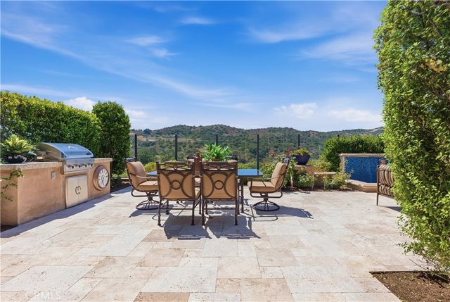 19 Entorno Street, Rancho Mission Viejo, CA 92694