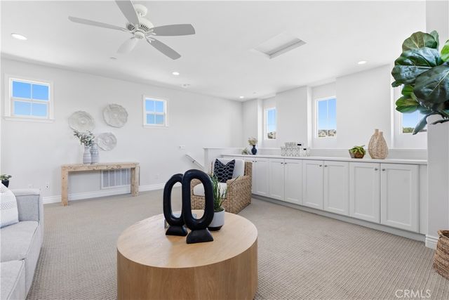 19 Entorno Street, Rancho Mission Viejo, CA 92694