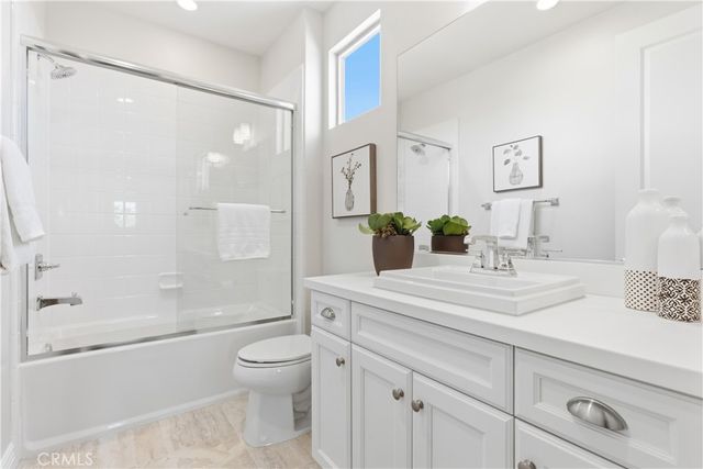 19 Entorno Street, Rancho Mission Viejo, CA 92694