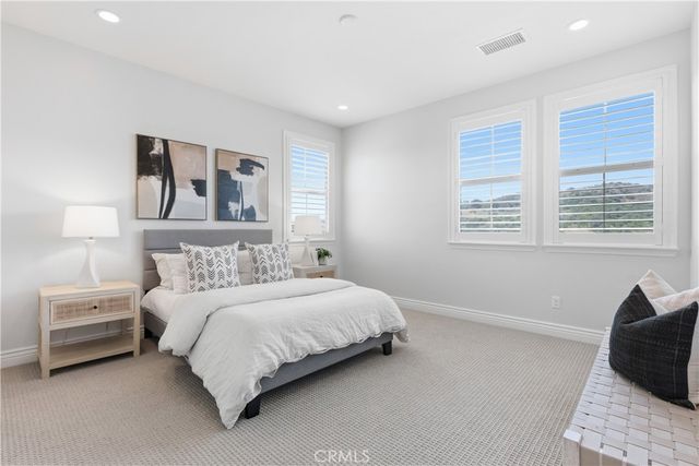 19 Entorno Street, Rancho Mission Viejo, CA 92694