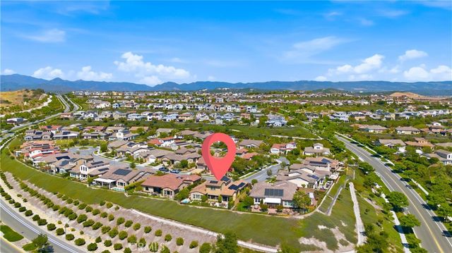 19 Entorno Street, Rancho Mission Viejo, CA 92694