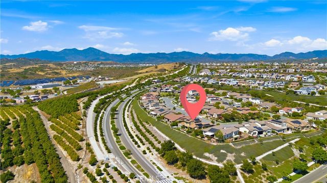 19 Entorno Street, Rancho Mission Viejo, CA 92694