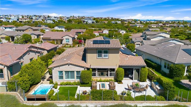 19 Entorno Street, Rancho Mission Viejo, CA 92694