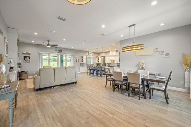 1679 E COUNTY ROAD 462, Wildwood, FL 34785