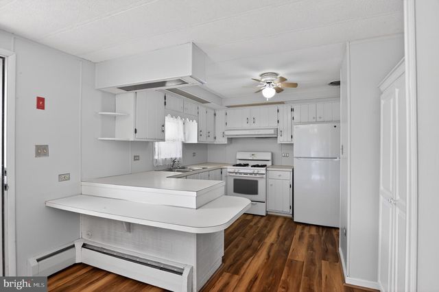 529 PURITAN DR, Buena, NJ 08310