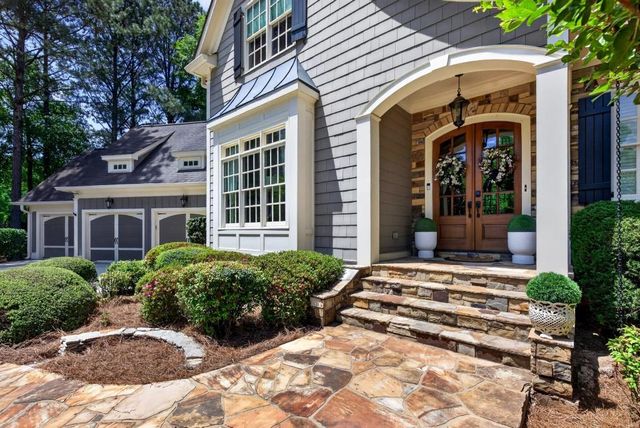 110 Newhaven Drive, Fayetteville, GA 30215