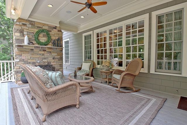 110 Newhaven Drive, Fayetteville, GA 30215