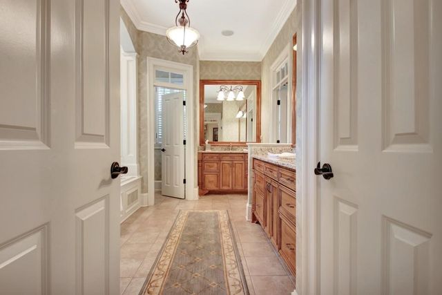 110 Newhaven Drive, Fayetteville, GA 30215