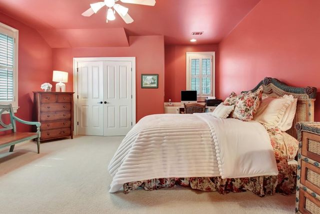 110 Newhaven Drive, Fayetteville, GA 30215