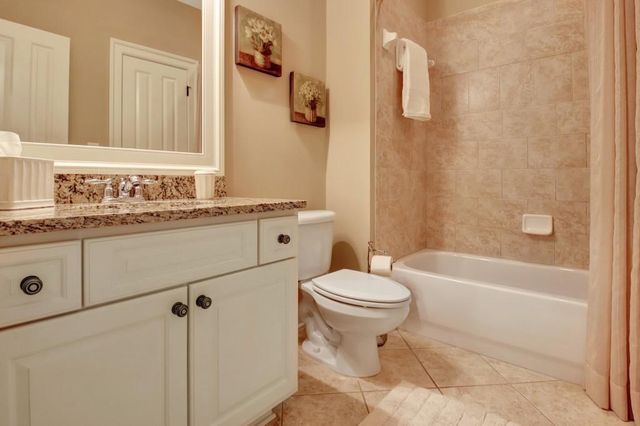110 Newhaven Drive, Fayetteville, GA 30215