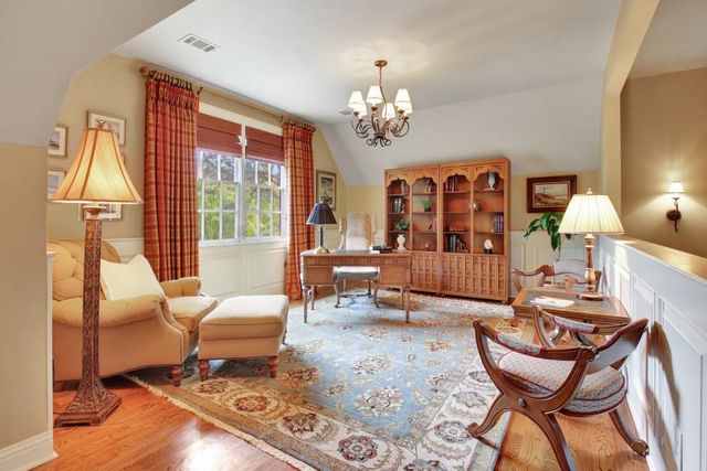 110 Newhaven Drive, Fayetteville, GA 30215