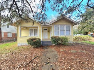 122 S CAPITOL Parkway, Montgomery, AL 36107