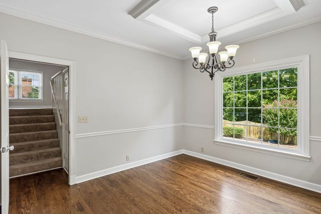 2212 Oak Cir, Franklin, TN 37064