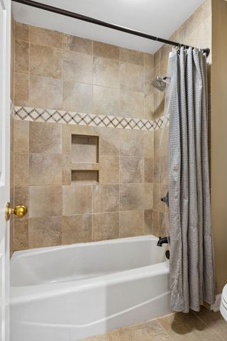 2212 Oak Cir, Franklin, TN 37064