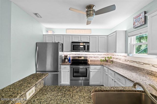 1800 THE GREENS Way 507, Jacksonville Beach, FL 32250