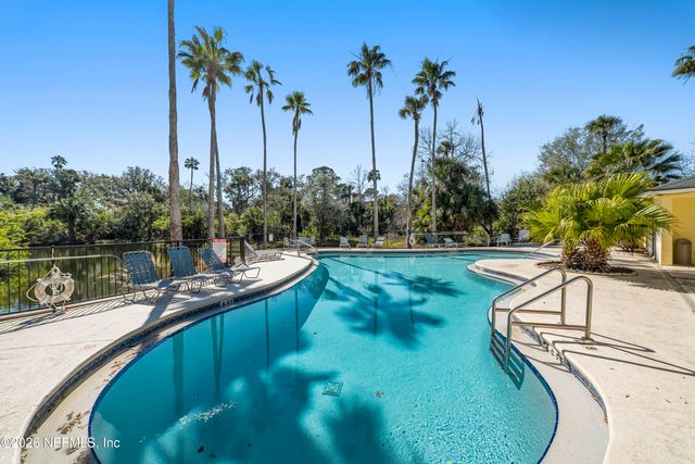 1800 THE GREENS Way 507, Jacksonville Beach, FL 32250
